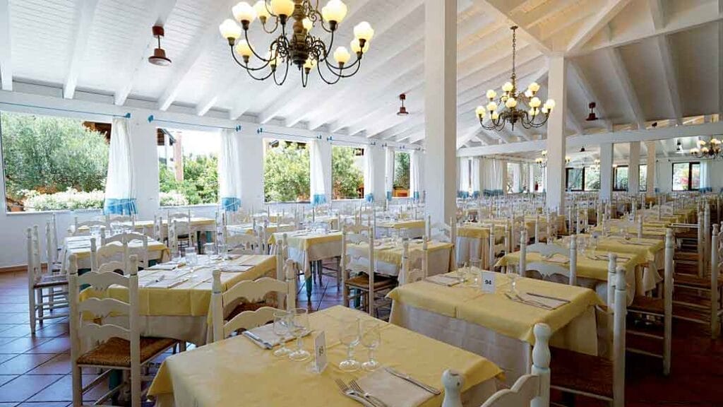 Un ristorante in Sardegna dove SBS Viaggi propone offerte di viaggio.
